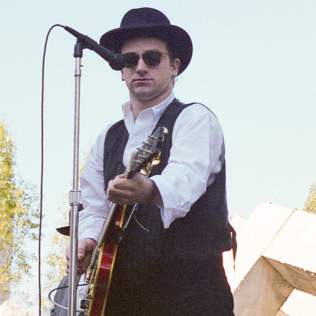 U2